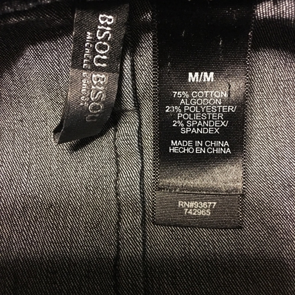 Blazer - Picture 6 of 8